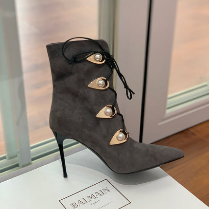 BALMAIN 26S BOOT 95 MM IN CHARCOAL GREY SUEDE PEARL BUTTON