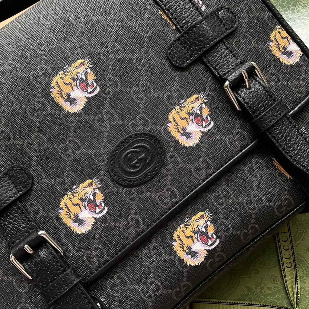 TIGER PRINT MESSENGER BAG 28 IN BLACK CANVAS AND LEATHER TRIM
