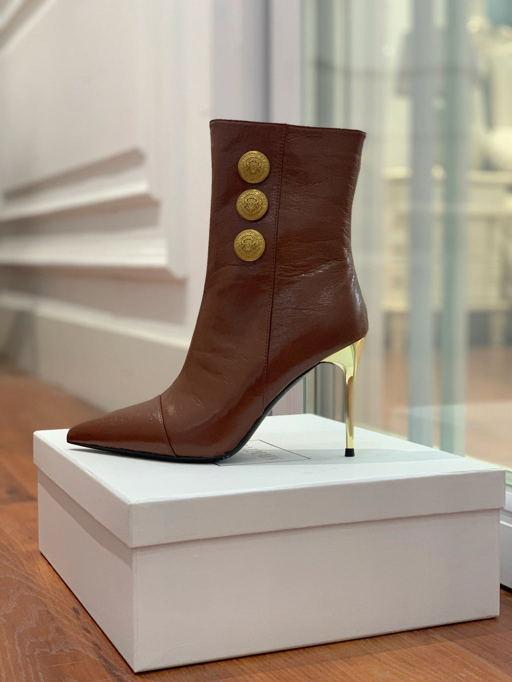 BALMAIN 26S BOOT 105 MM IN BROWN CALFSKIN WITH GOLD HARDWARE