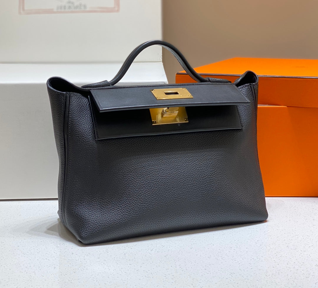 HM 26S 24/24 29CM IN BLACK EVERCOLOR CALFSKIN GOLD KELLY BUCKLE