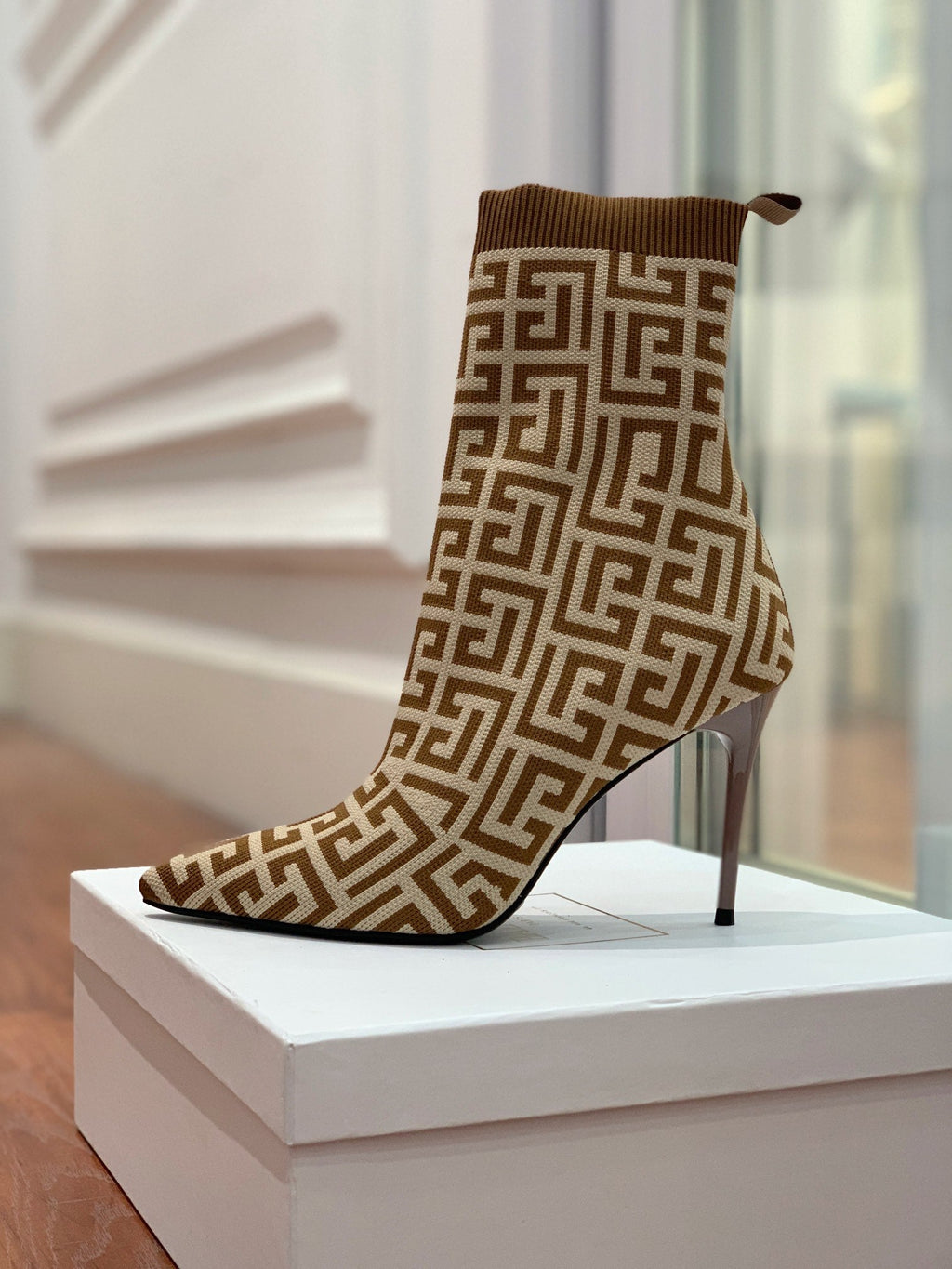 BALMAIN 26S BOOTS 105 MM IN BROWN AND BEIGE FLYKNIT STYLE 10