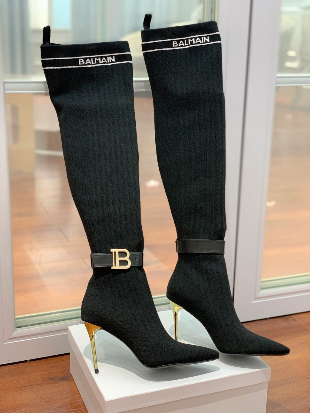 BALMAIN 26S HIGH-TOP BOOTS 105 MM IN BLACK FLYKNIT