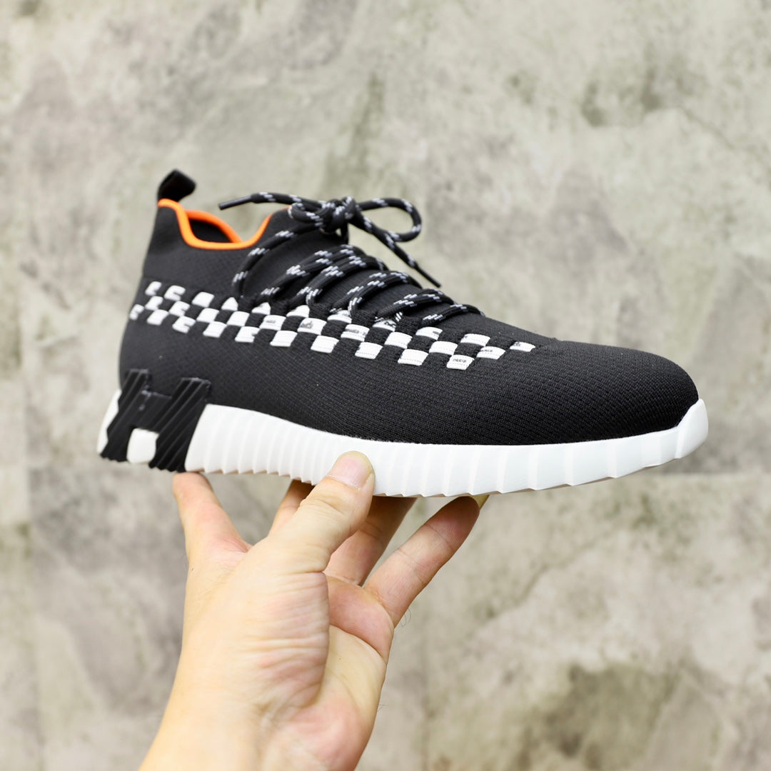 HM FLEX SLIP-ON SNEAKER BLACK AND WHITE WOVEN FABRIC