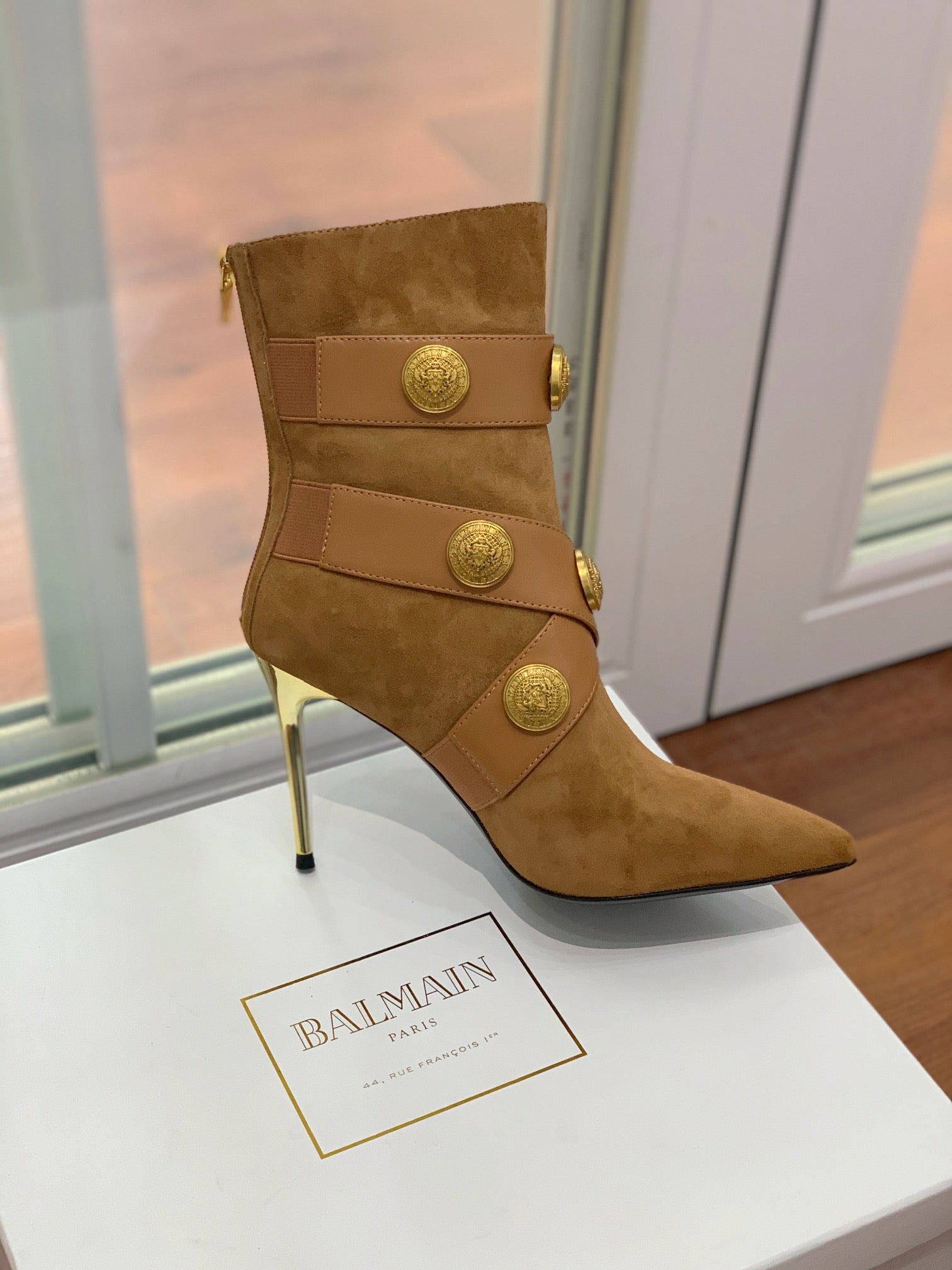 BALMAIN 26S BOOT 105 MM IN BROWN SUEDE WITH GOLD HARDWARE