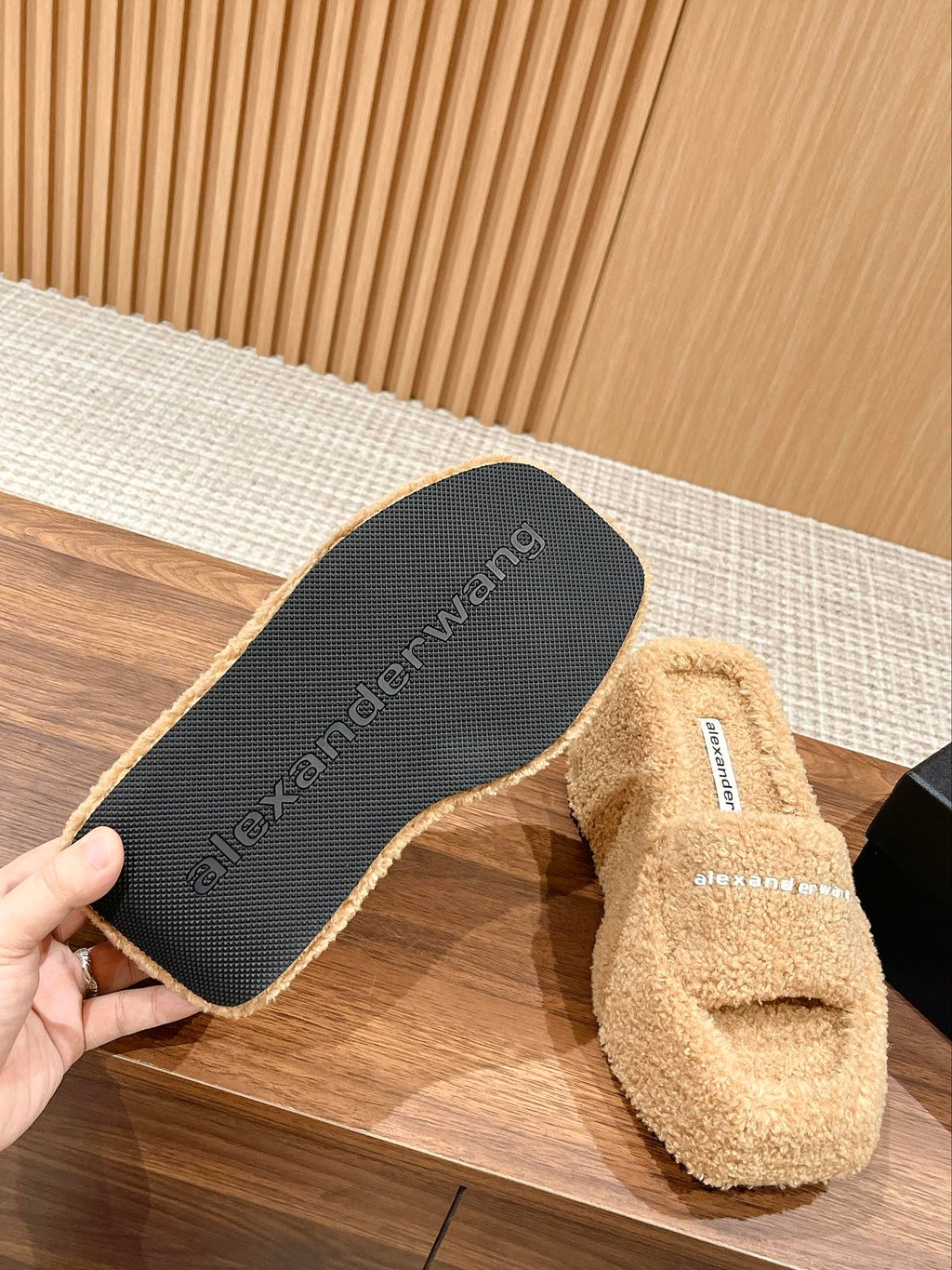 CHUNKY PLATFORM SIPPERS IN CAMEL BEIGE LAMBSWOOL