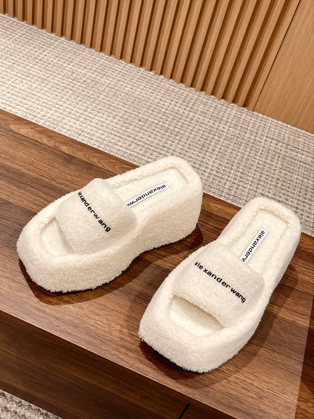 CHUNKY PLATFORM SIPPERS IN WHITE LAMBSWOOL