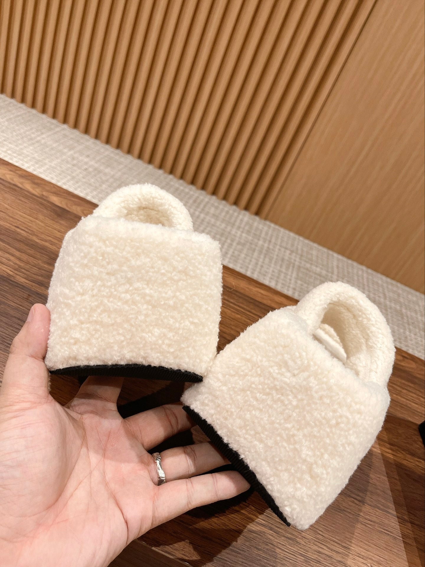 CHUNKY PLATFORM SIPPERS IN WHITE LAMBSWOOL