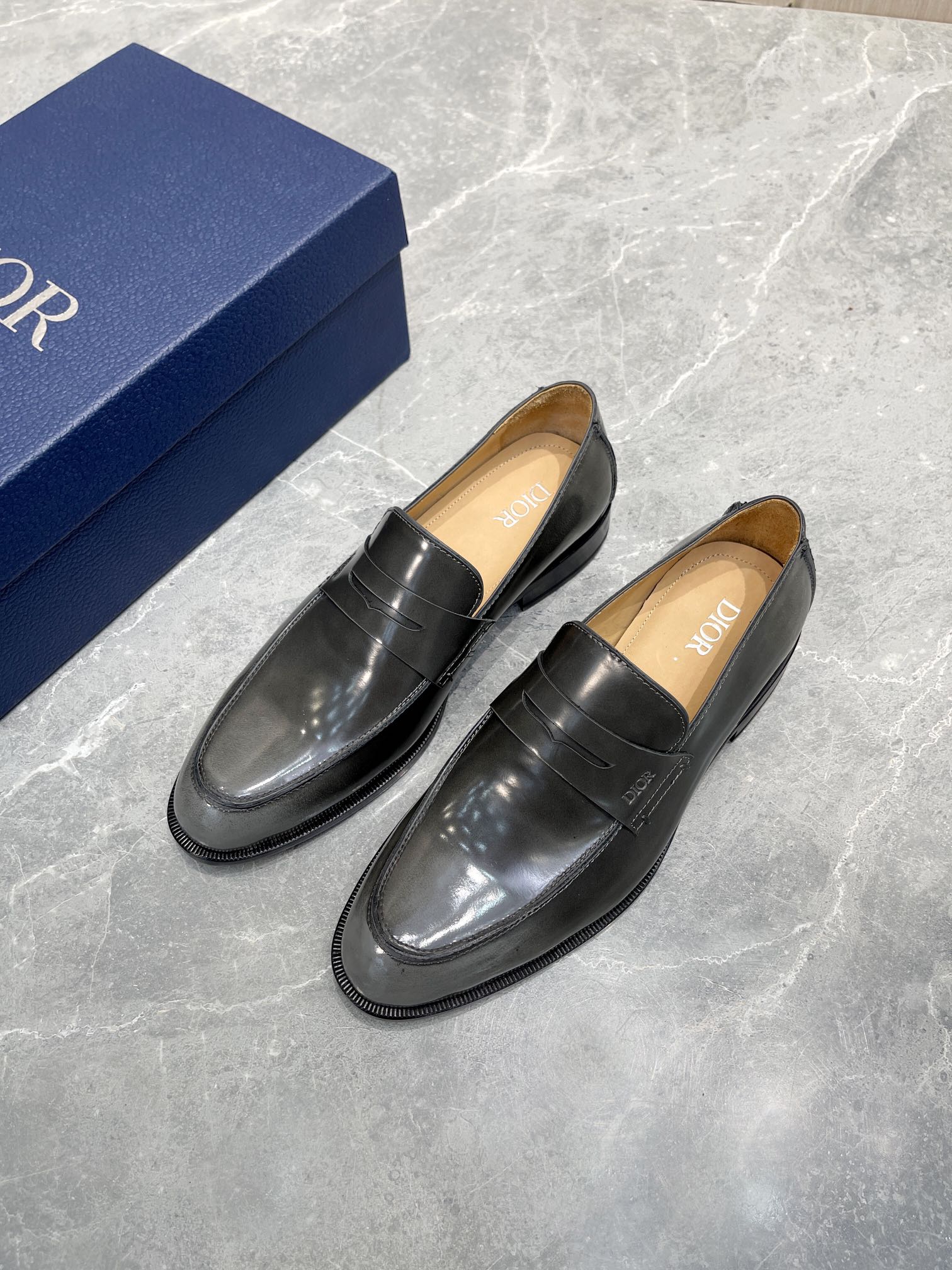 CD GRANVILLE LOAFER FOSSIL CALFSKIN