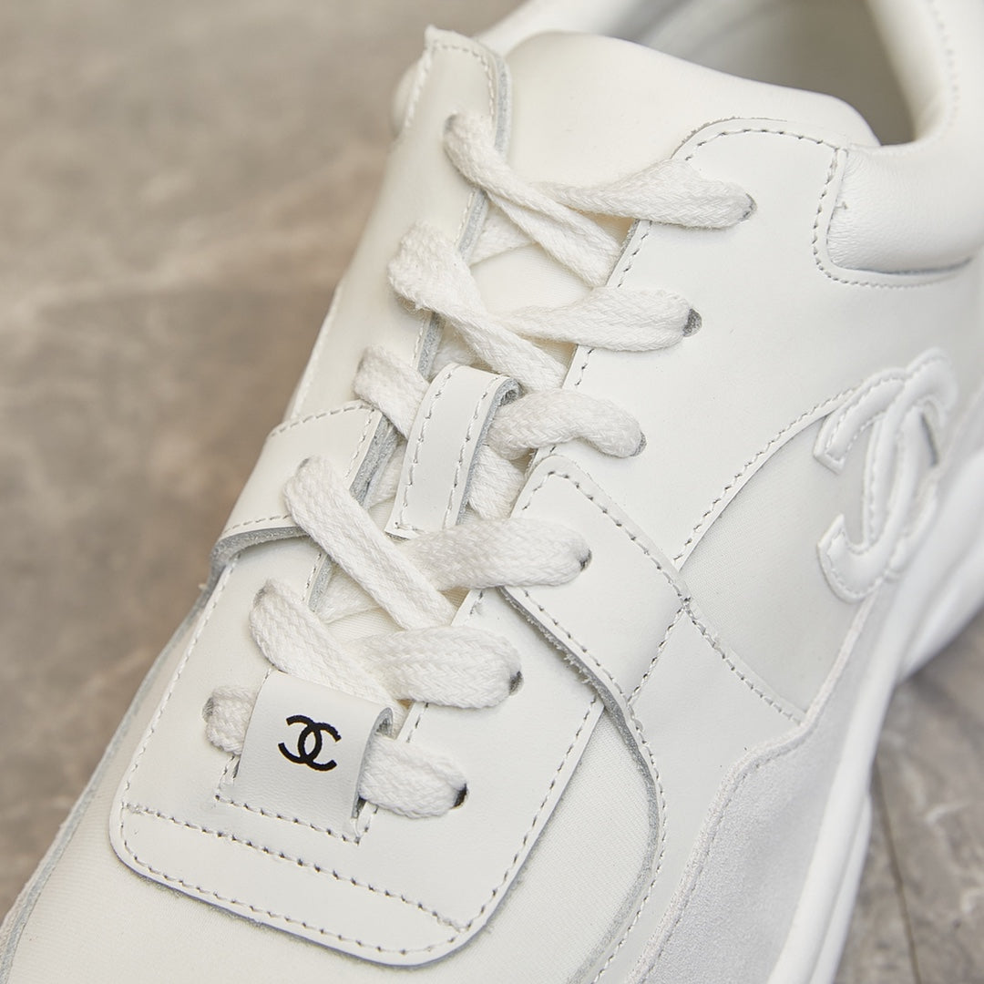 CC TRAINER TRIPLE WHITE SUEDE