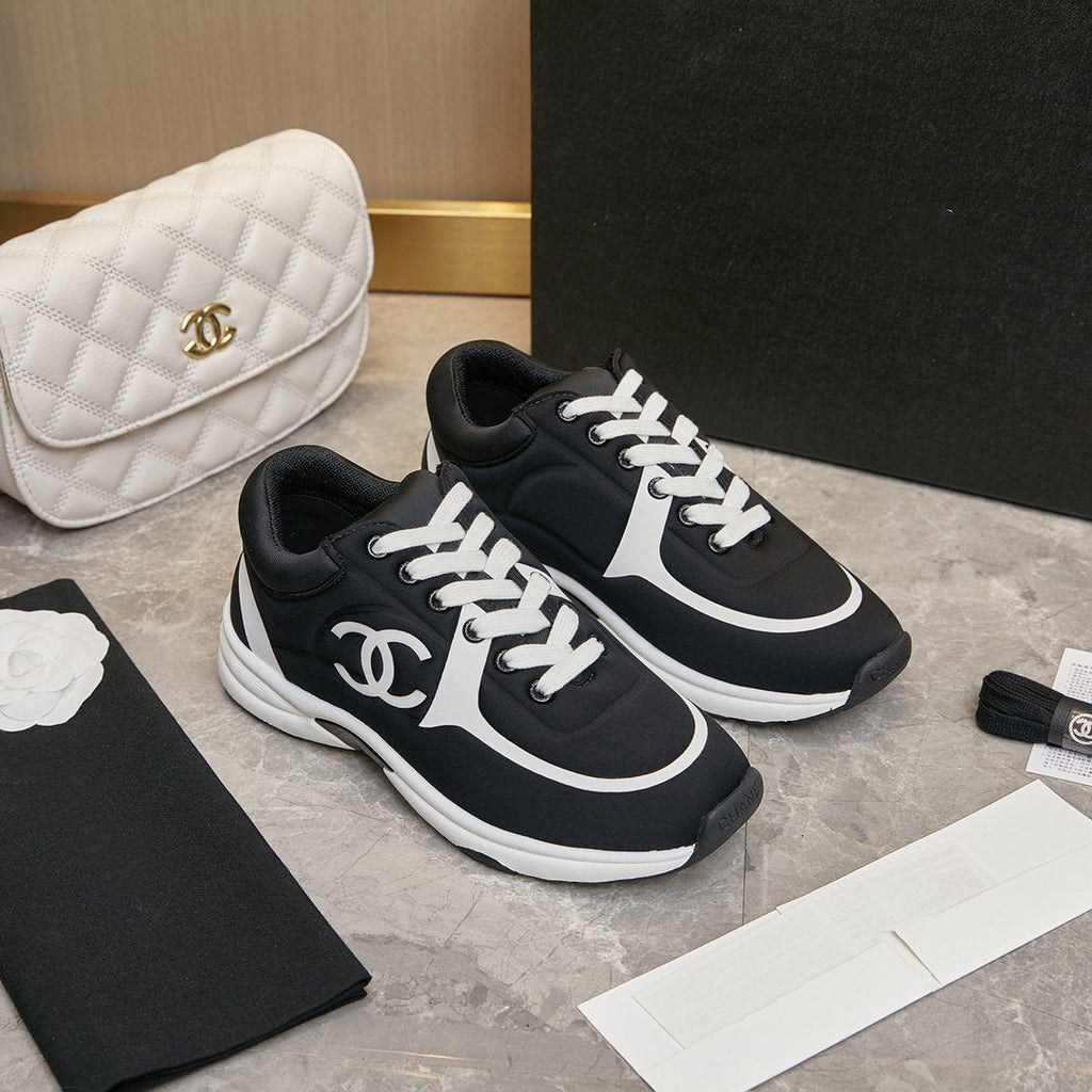 CC TRAINER TRIPLE BLACK WHITE SUEDE