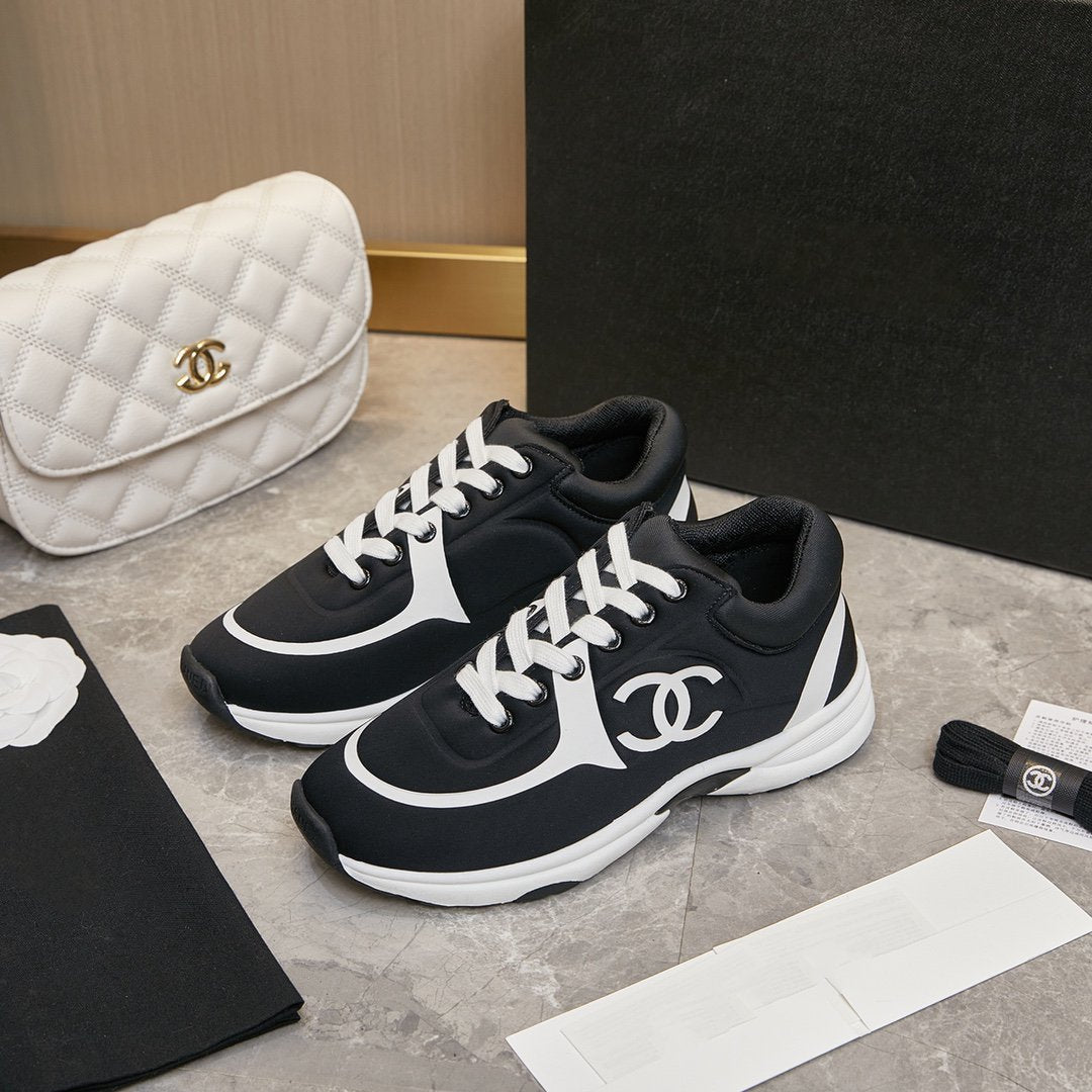 CC TRAINER TRIPLE BLACK WHITE SUEDE