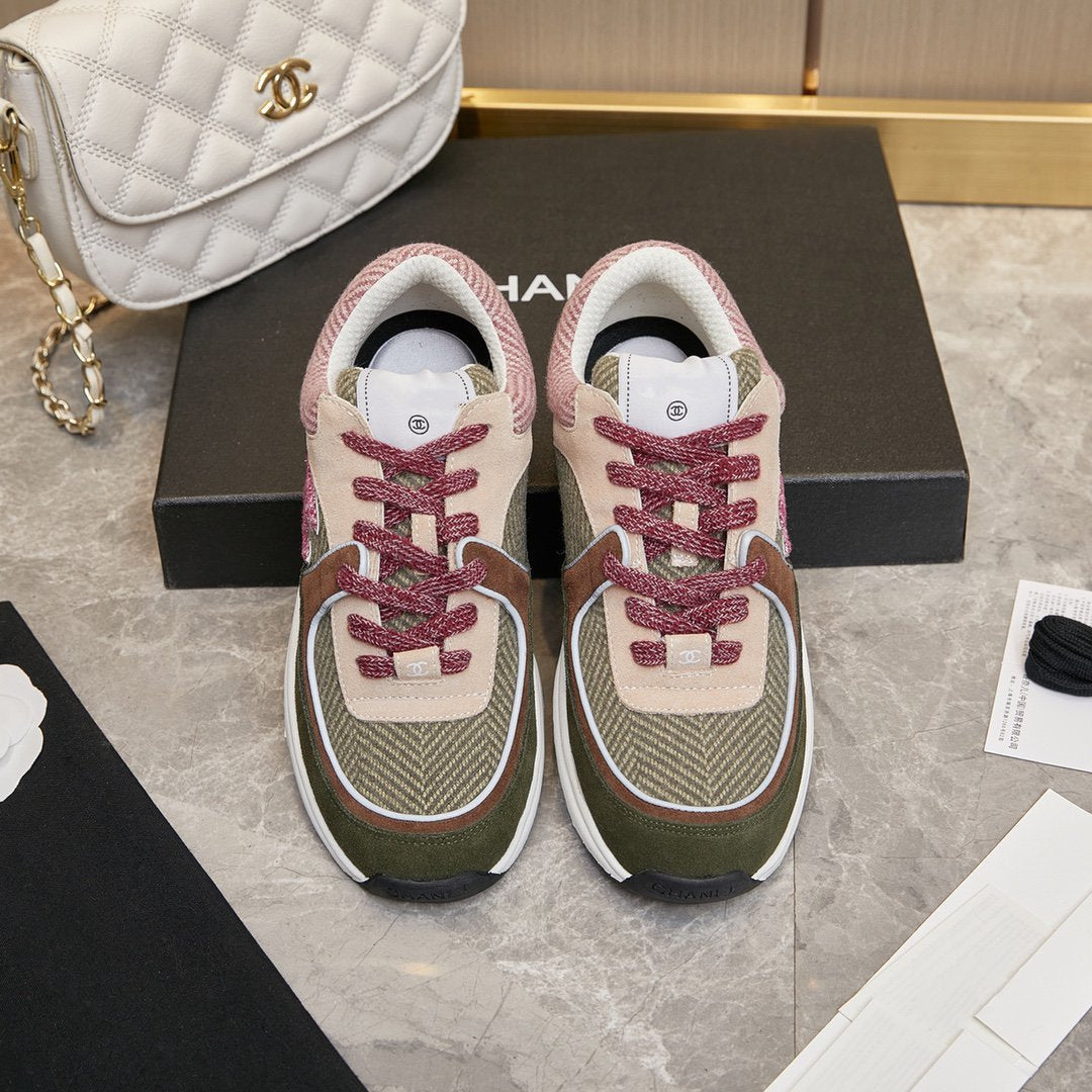 CC TRAINER TRIPLE PINK SUEDE