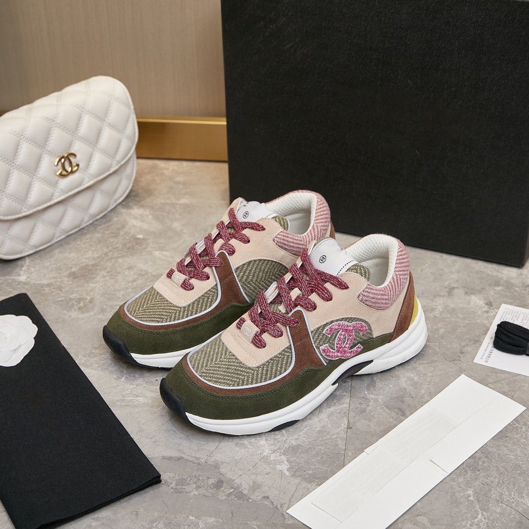 CC TRAINER TRIPLE PINK SUEDE