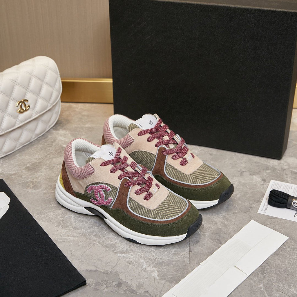 CC TRAINER TRIPLE PINK SUEDE