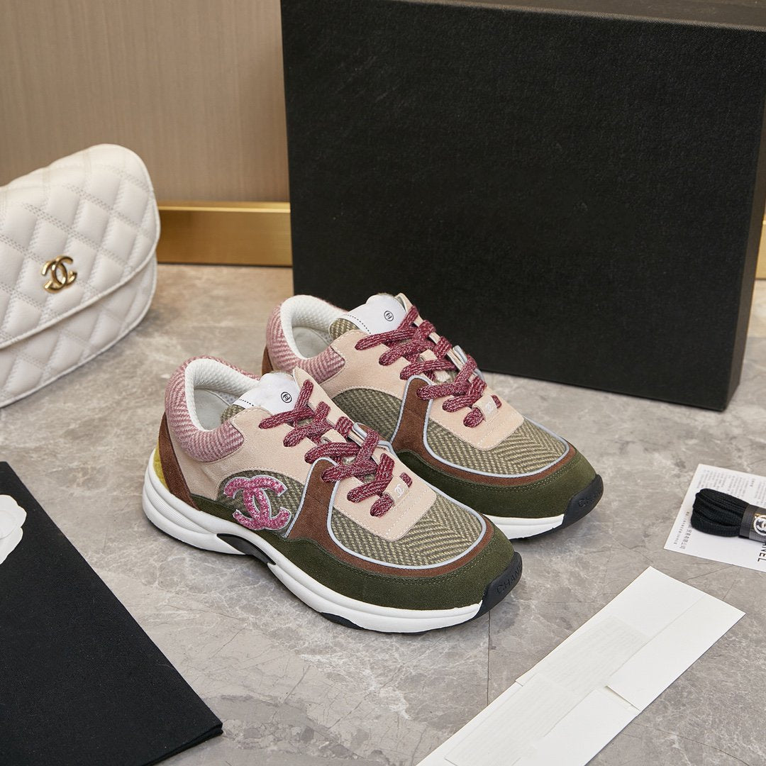CC TRAINER TRIPLE PINK SUEDE