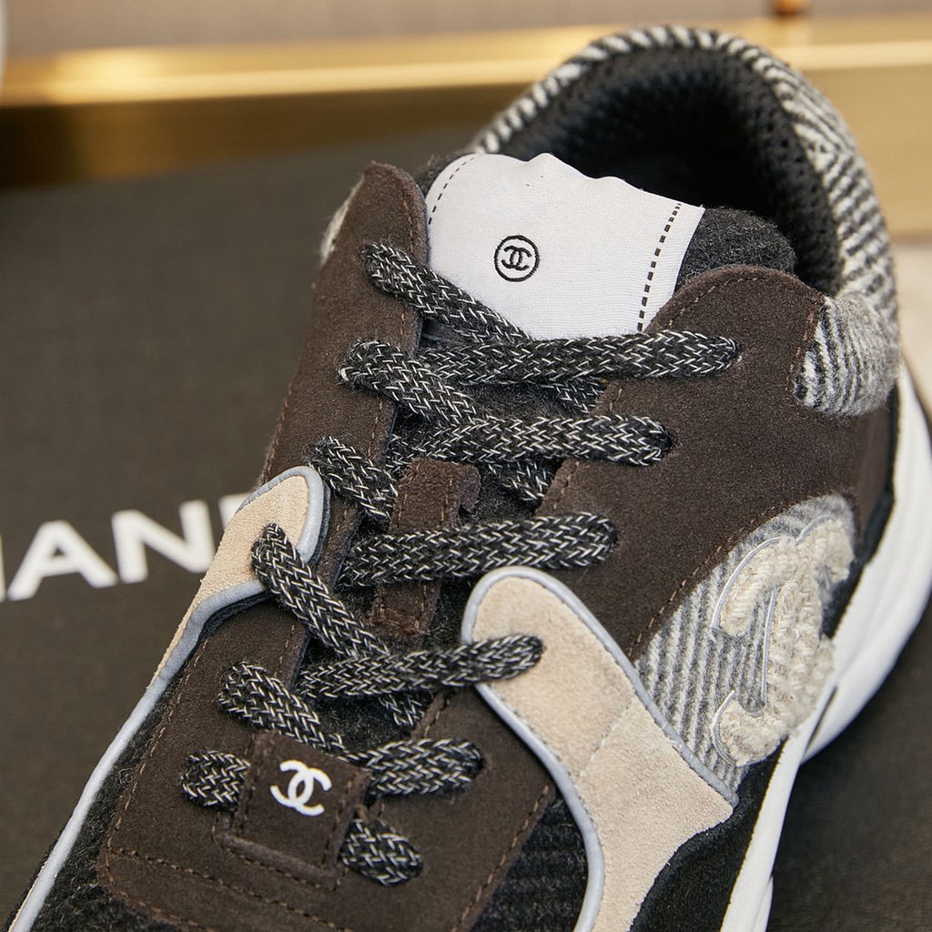 CC TRAINER TRIPLE BLACK BROWN SUEDE
