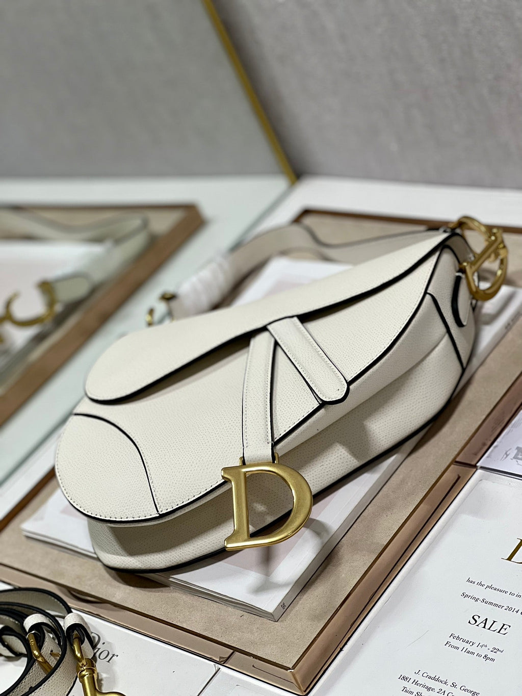 DIOR 26S SADDLE BAG 25 IN WHITE CALFSKIN