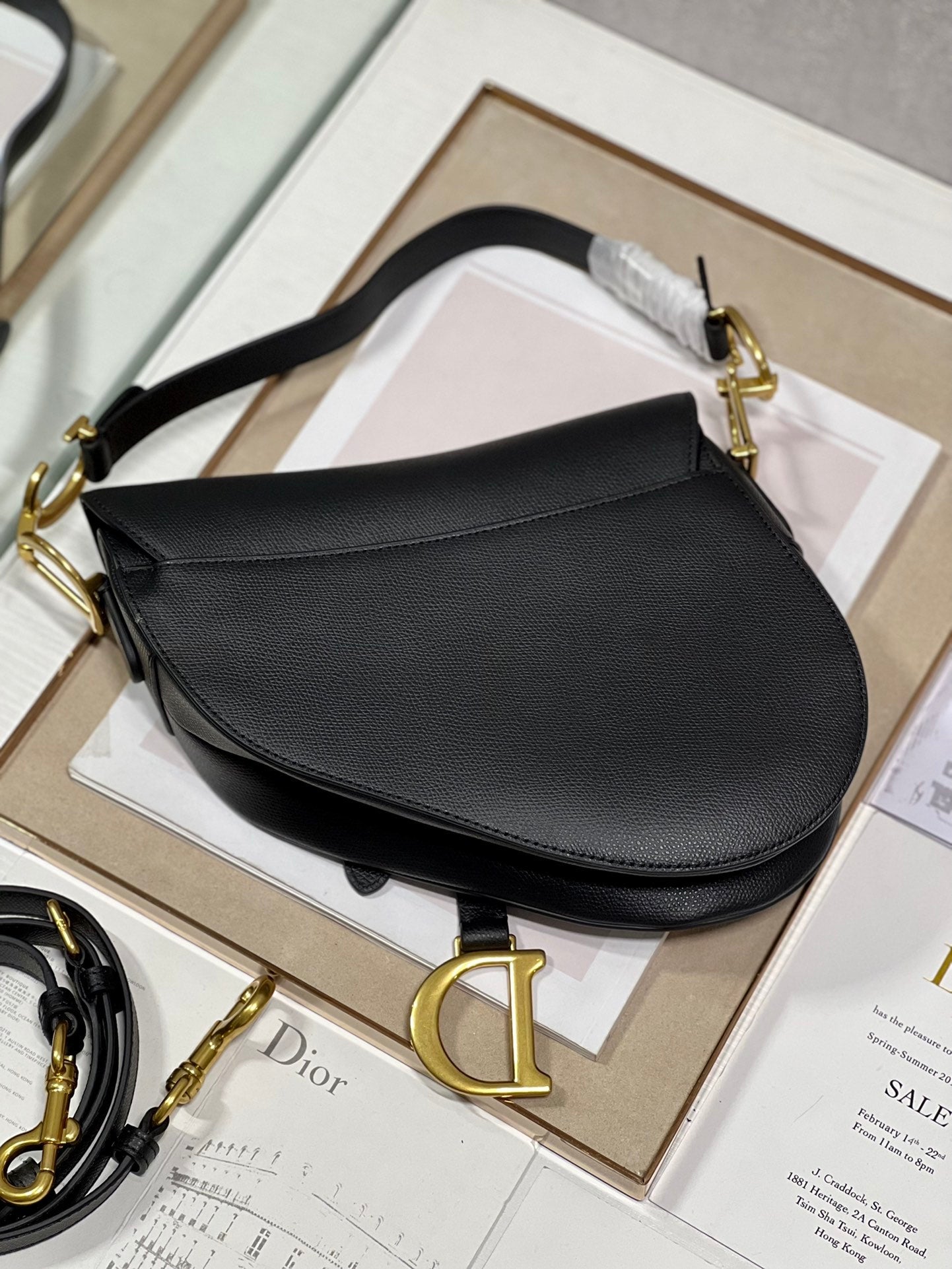 DIOR 26S SADDLE BAG 25 IN BLACK CALFSKIN GOLD-TONE HARDWARE