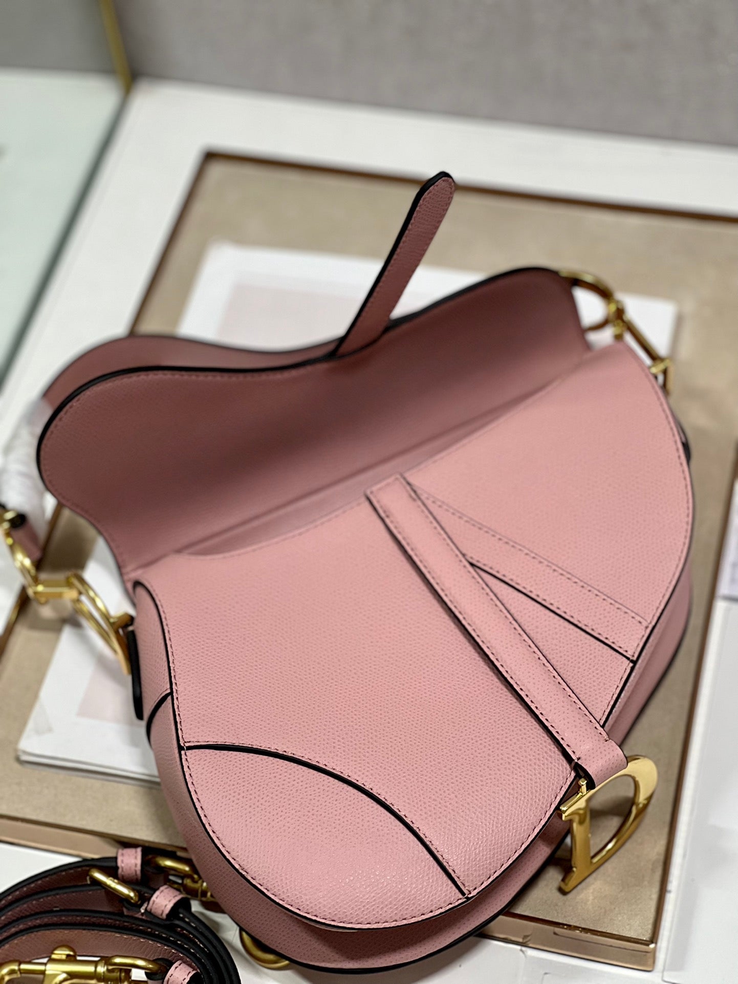 DIOR 26S SADDLE BAG 19 IN PINK CALFSKIN