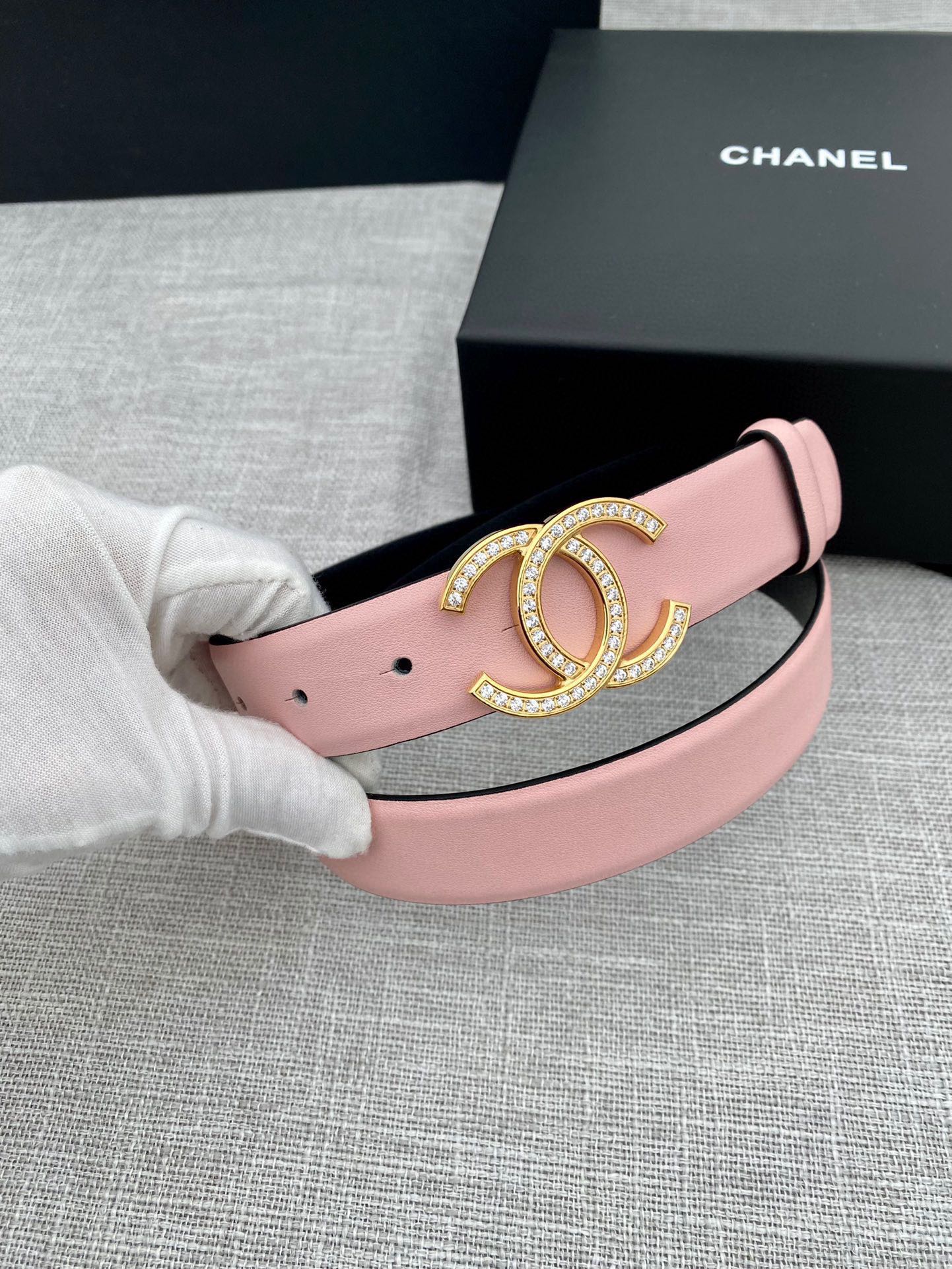 CC 26S BELT 30 MM IN LIGHT PINK CALFSKIN GOLD HARDWARE 661512