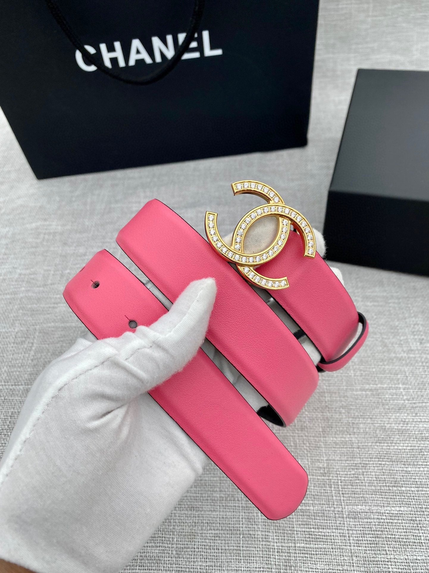 CC 26S BELT 30 MM IN PINK CALFSKIN GOLD HARDWARE 661513