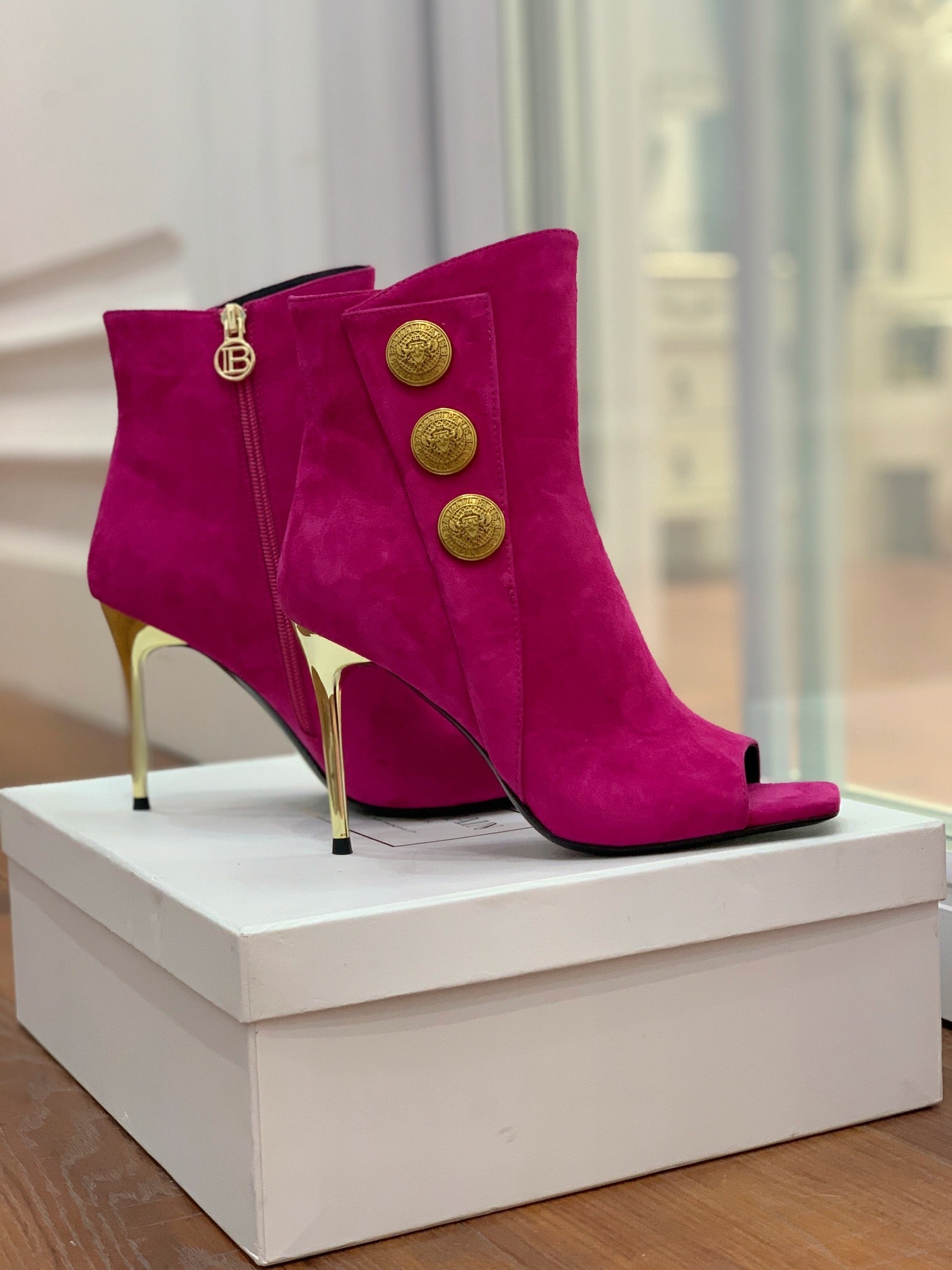 BALMAIN 26S OPEN-TOE BOOTS 95 MM IN DARK PINK SUEDE