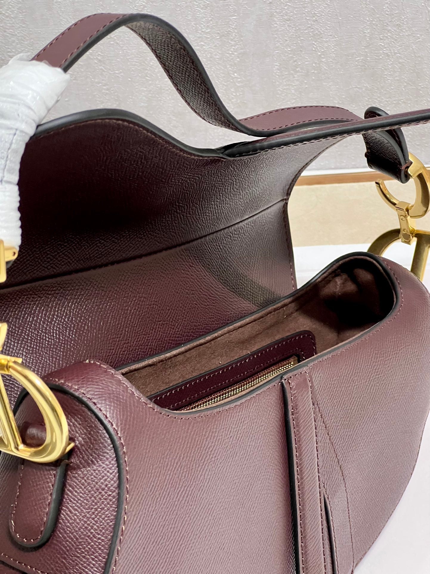 DIOR 26S SADDLE BAG 25 IN DARK RED CALFSKIN
