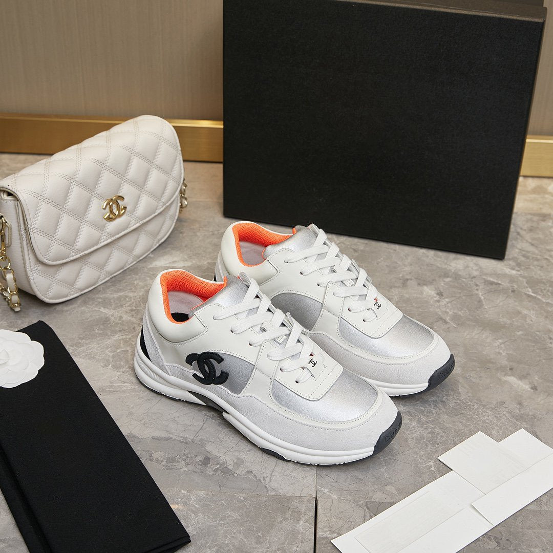 CC TRAINER TRIPLE WHITE SILVER SUEDE