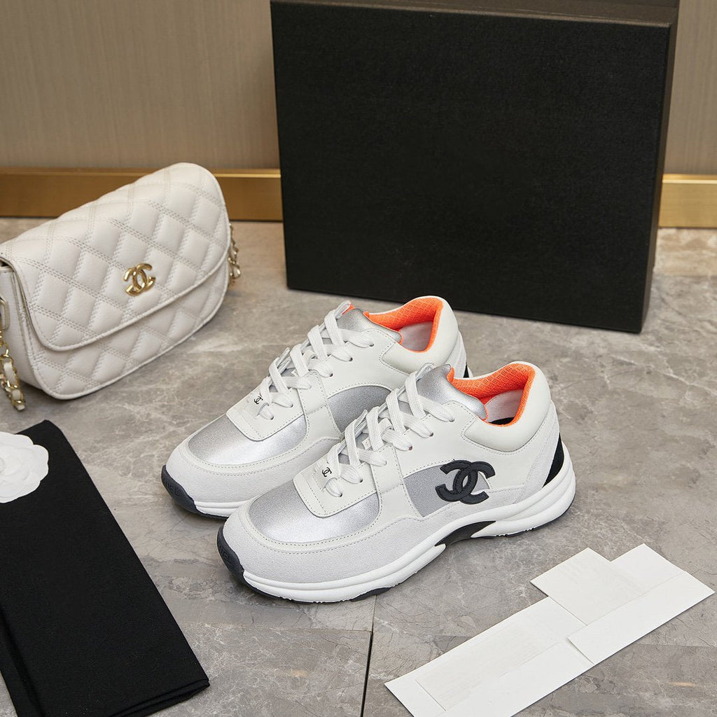 CC TRAINER TRIPLE WHITE SILVER SUEDE