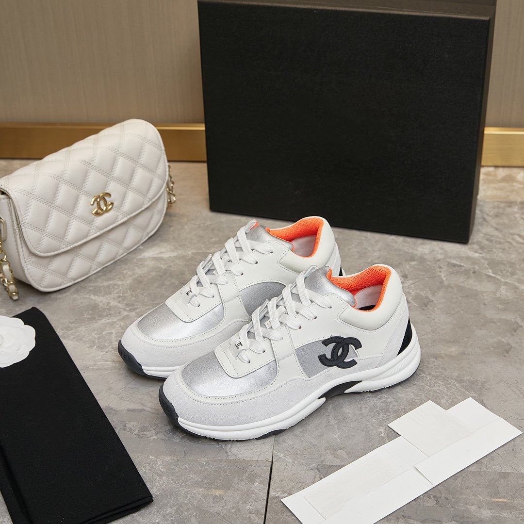 CC TRAINER TRIPLE WHITE SILVER SUEDE