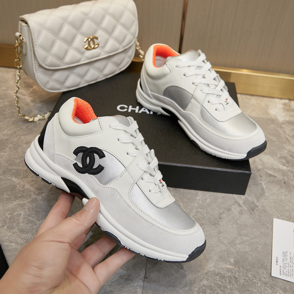 CC TRAINER TRIPLE WHITE SILVER SUEDE