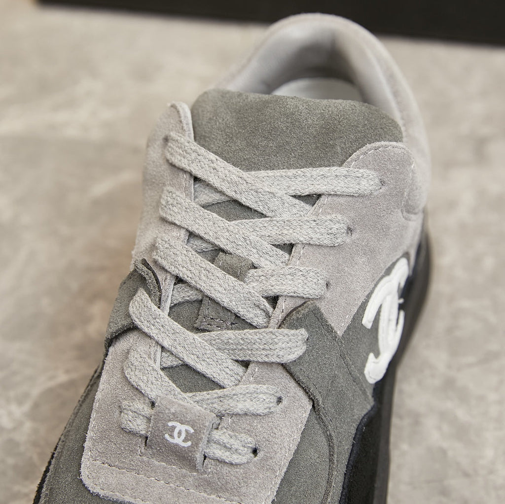 CC TRAINER TRIPLE BLACK GREY SUEDE