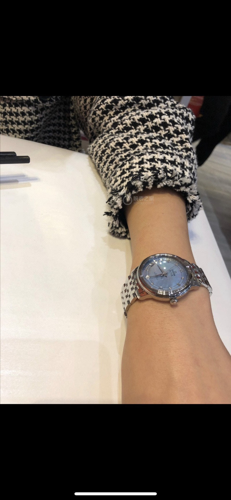 DE VILLE PRESTIGE WATCH SILVER CASE WITH SAPPHIRE BLUE DIAL