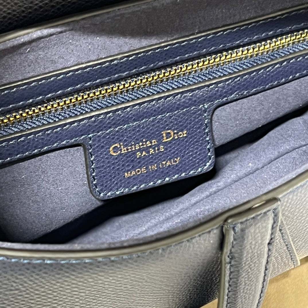 DIOR 26S SADDLE BAG 25 IN NAVY BLUE CALFSKIN
