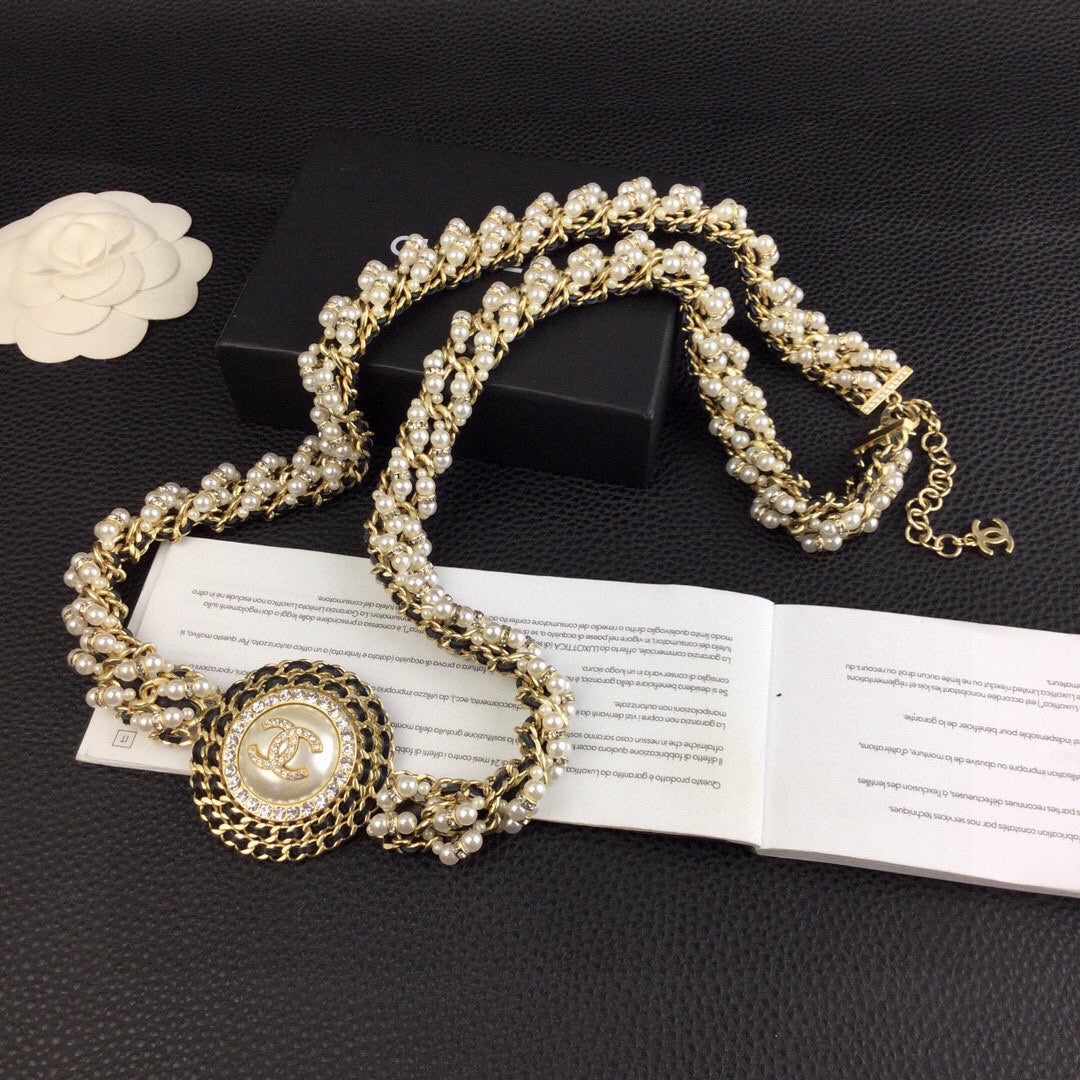 CHANEL 25S CHAIN BELT WITH PEARL 608641