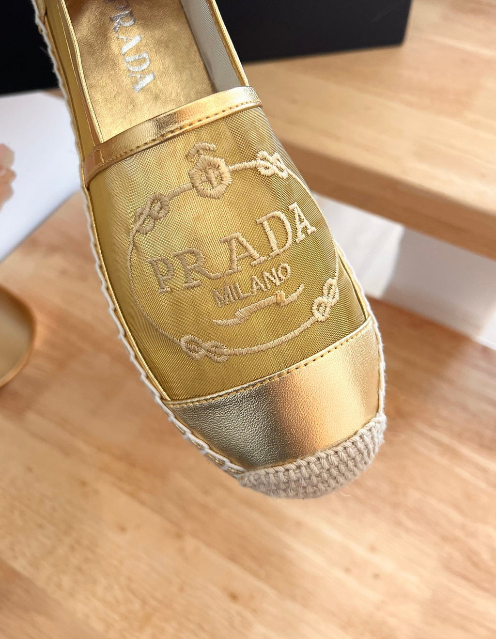 PRADA 26S EMBROIDERED LOGO ESPADRILLE FLATS IN GOLD MESH AND CALFSKIN