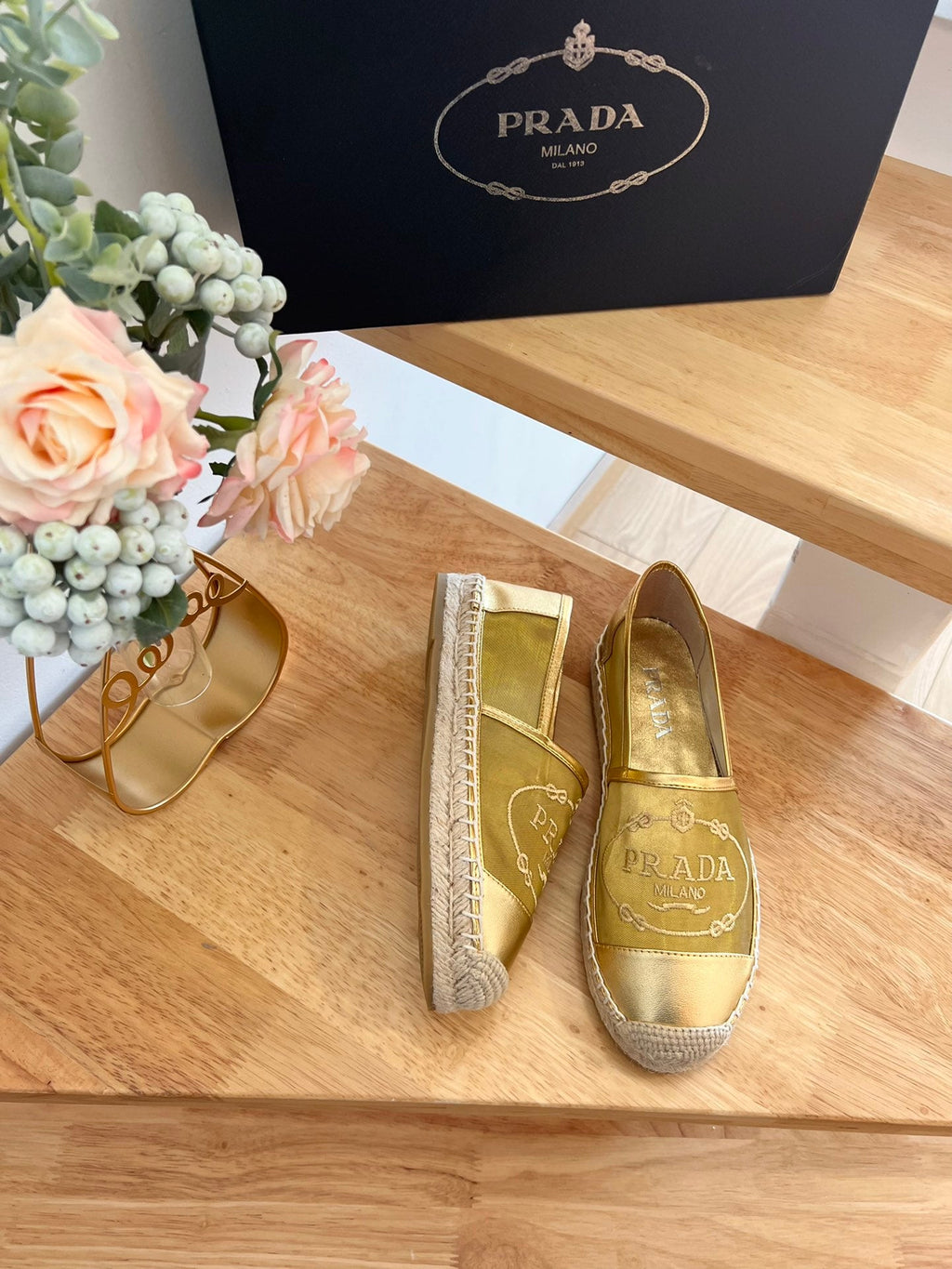 PRADA 26S EMBROIDERED LOGO ESPADRILLE FLATS IN GOLD MESH AND CALFSKIN