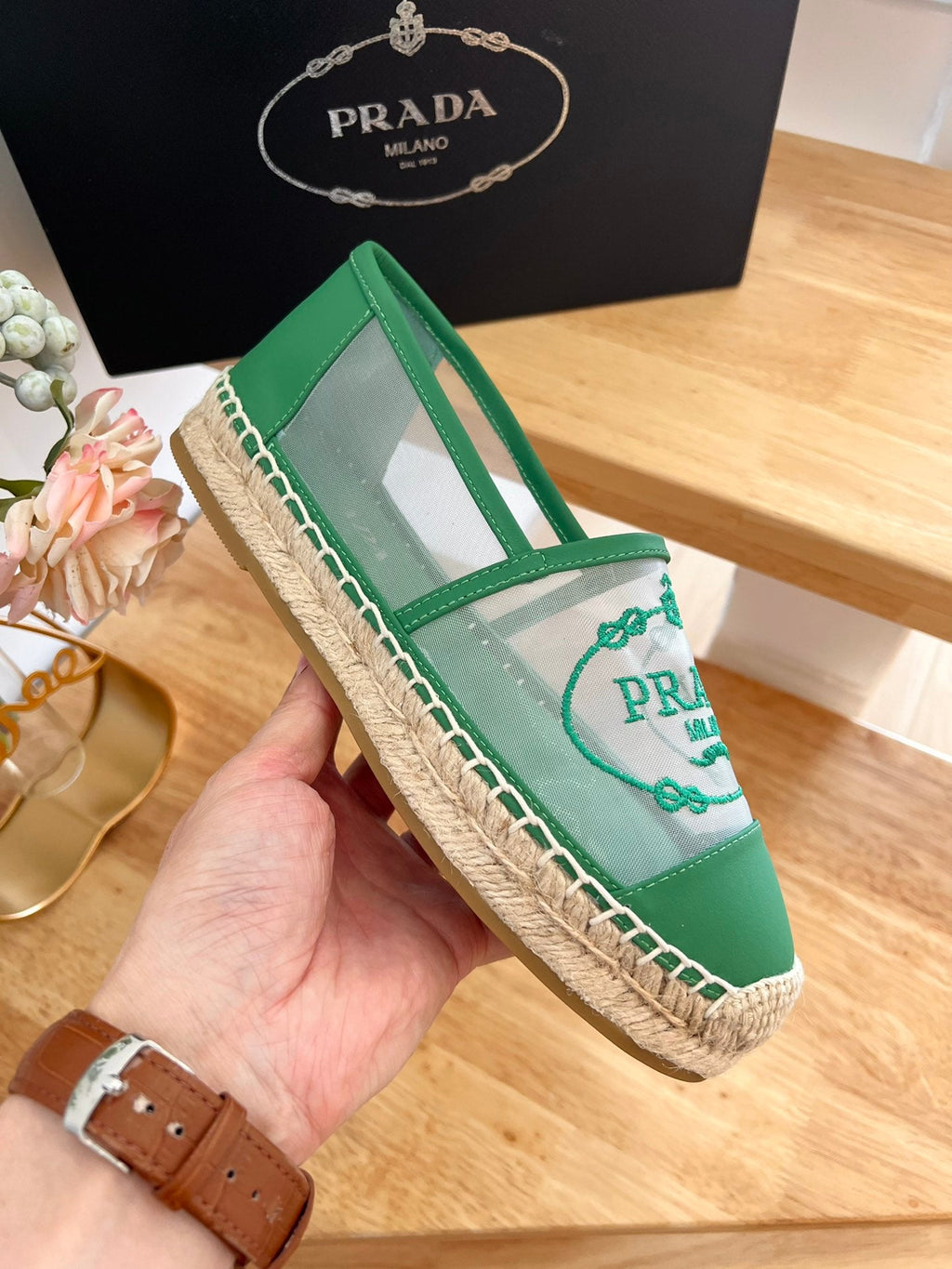 PRADA 26S EMBROIDERED LOGO ESPADRILLE FLATS IN GREEN MESH AND CALFSKIN