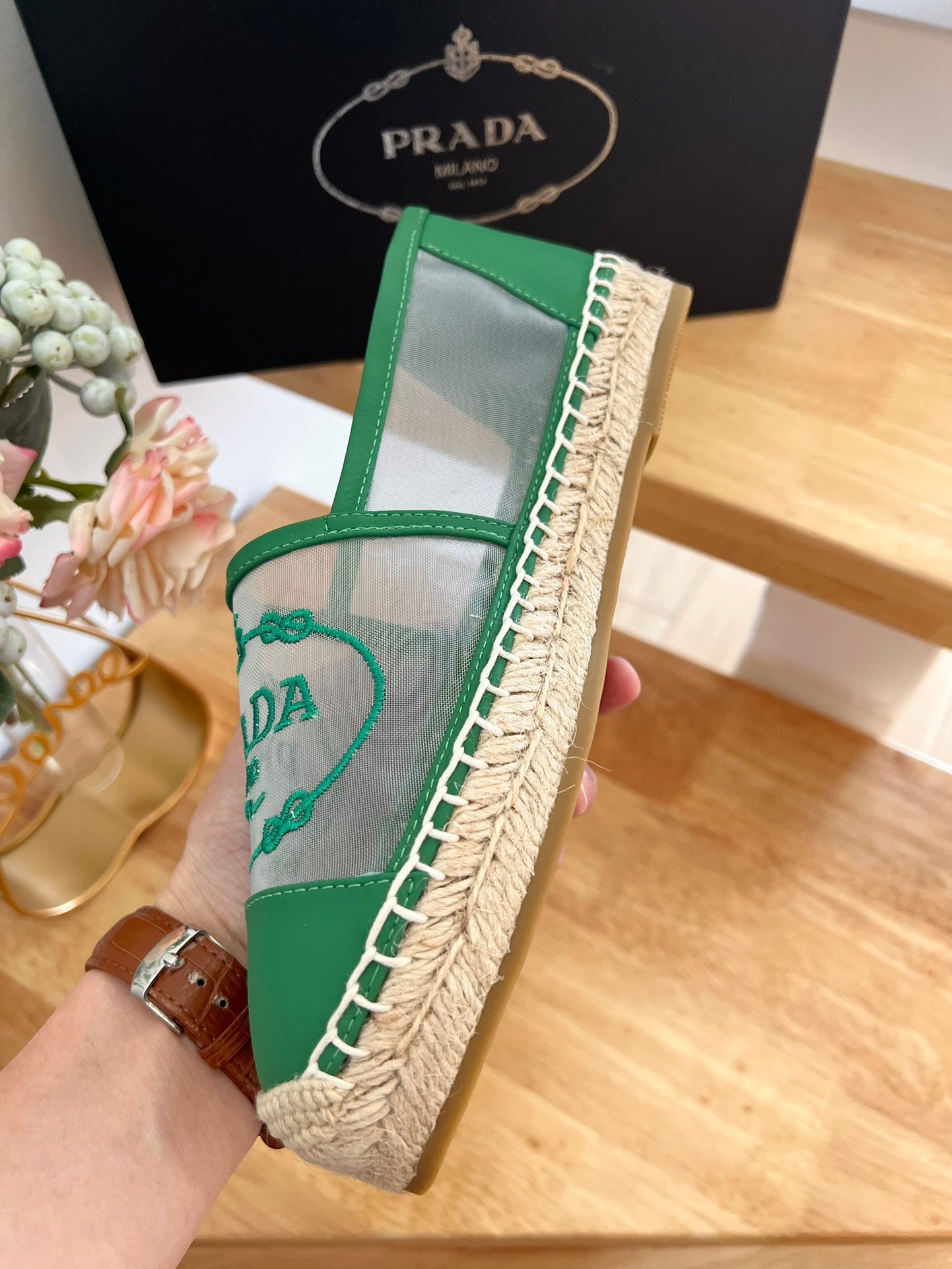 PRADA 26S EMBROIDERED LOGO ESPADRILLE FLATS IN GREEN MESH AND CALFSKIN