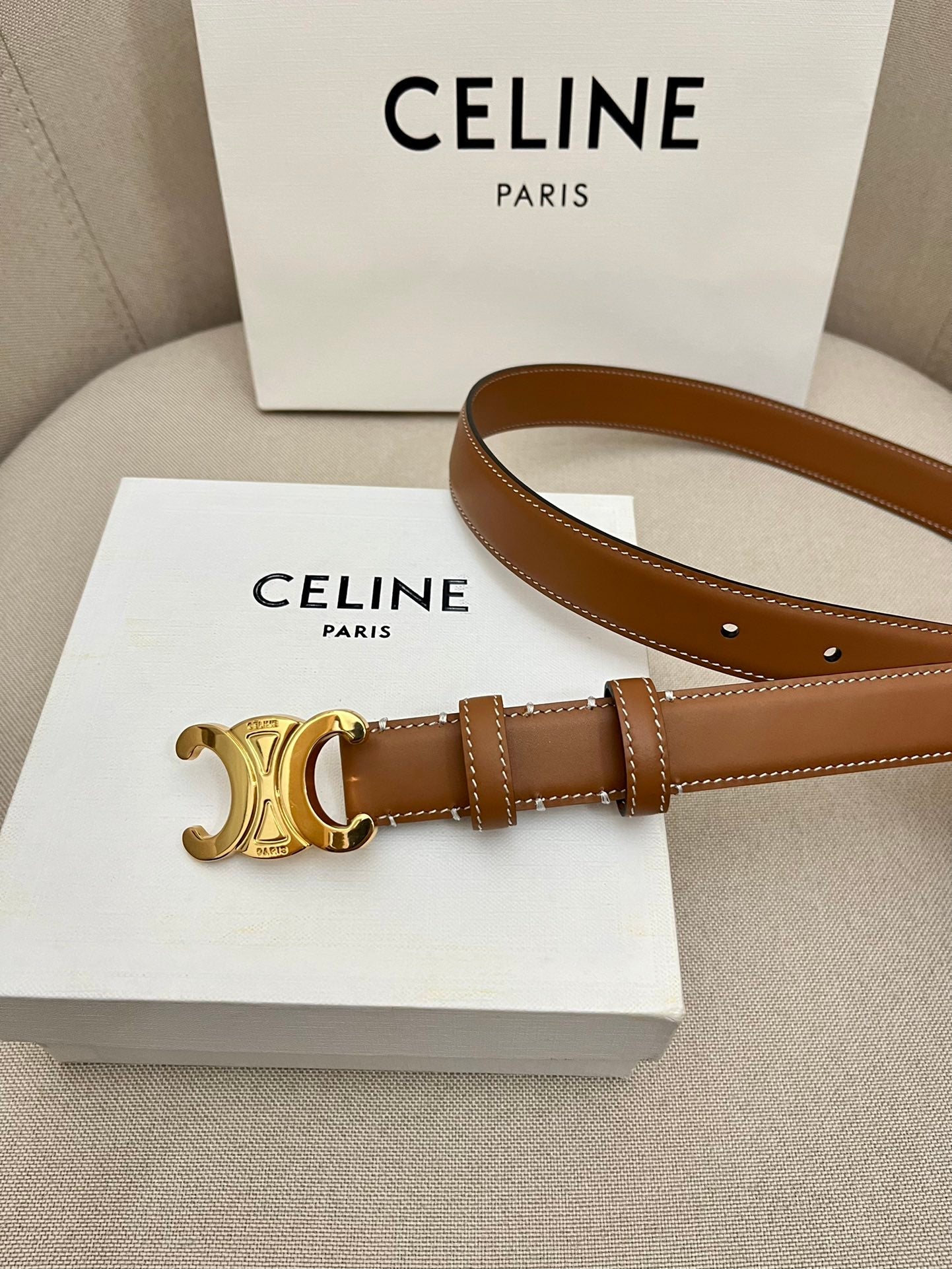 CELINE 25S TRIOMPHE 25MM BELT IN CARAMEL CALFSKIN GOLD HARDWARE