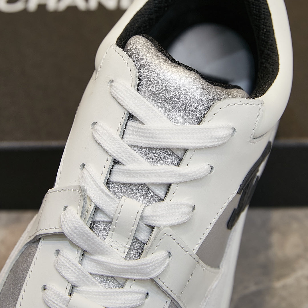 CC TRAINER TRIPLE BLACK WHITE SUEDE