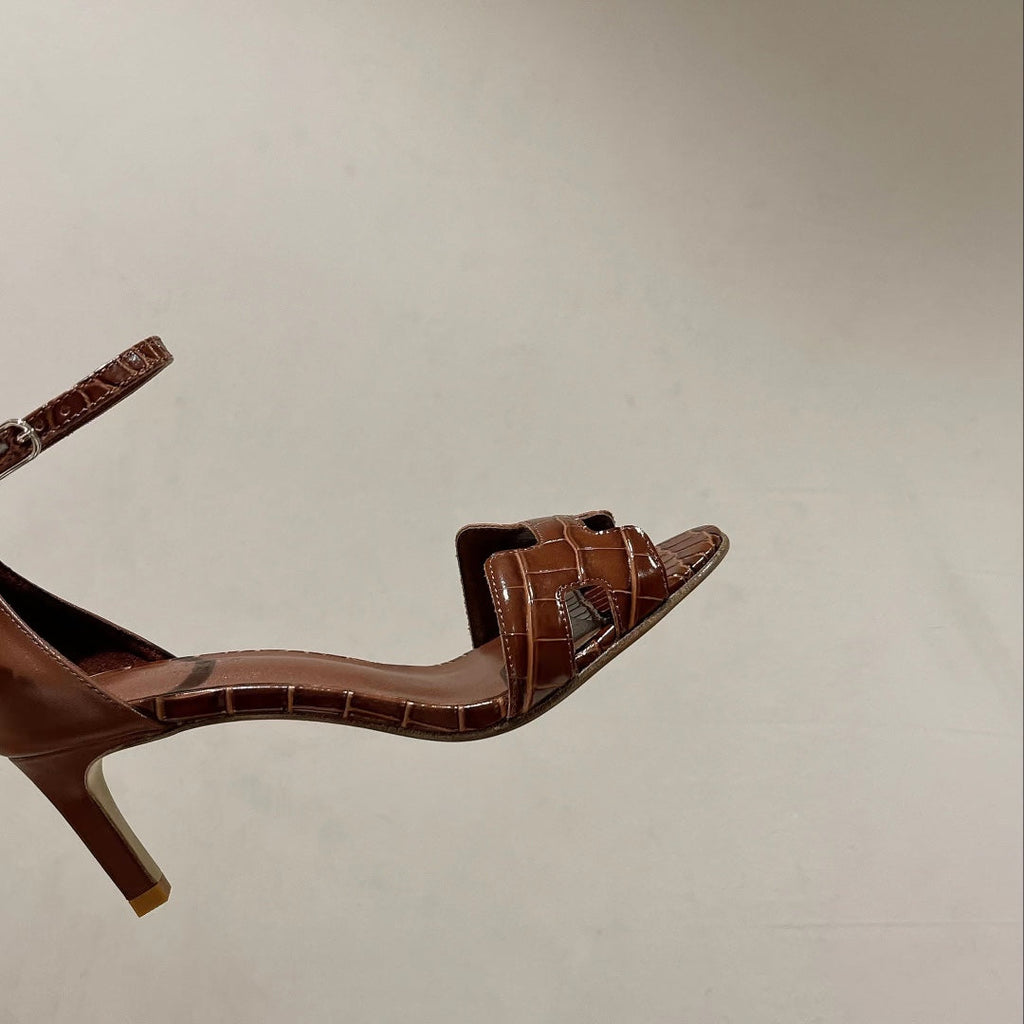 PREMIERE 70 SANDAL IN BRONZE BROWN CROCODILE LEATHER