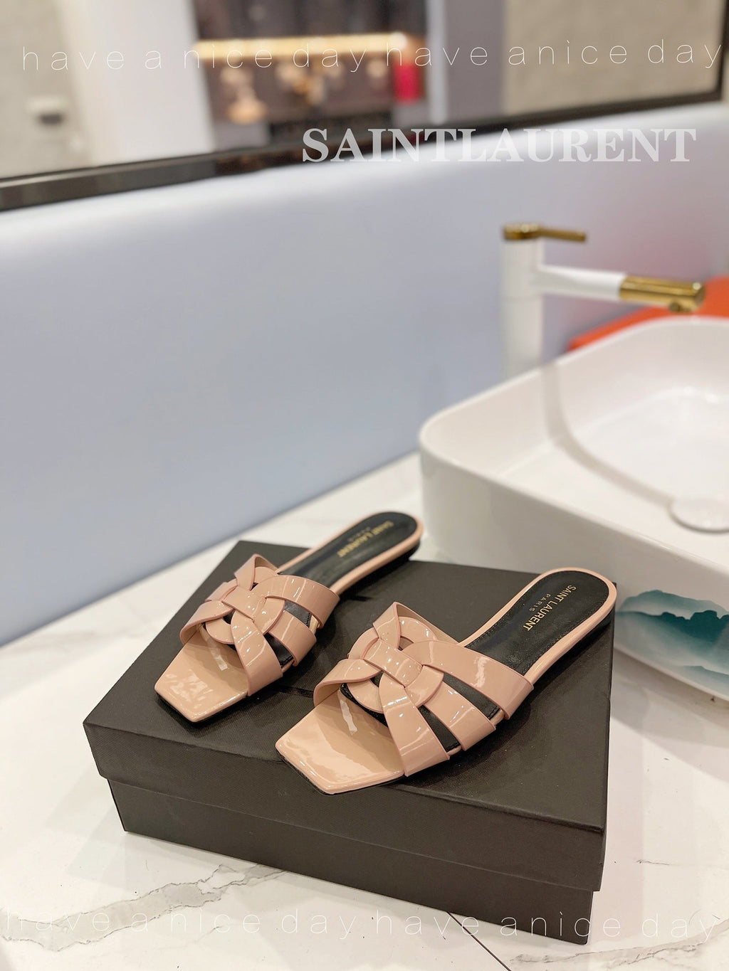 SL TRIBUTE SLIPPERS GLOSSY PINK NUDE CALFSKIN