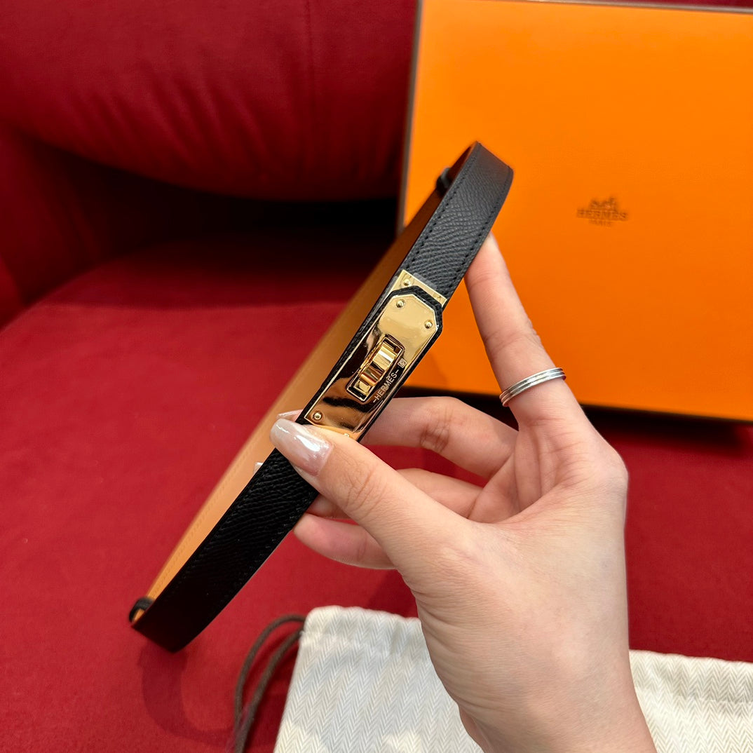 HM KELLY BELT  IN BLACK CALFSKIN GOLD HARDWARE