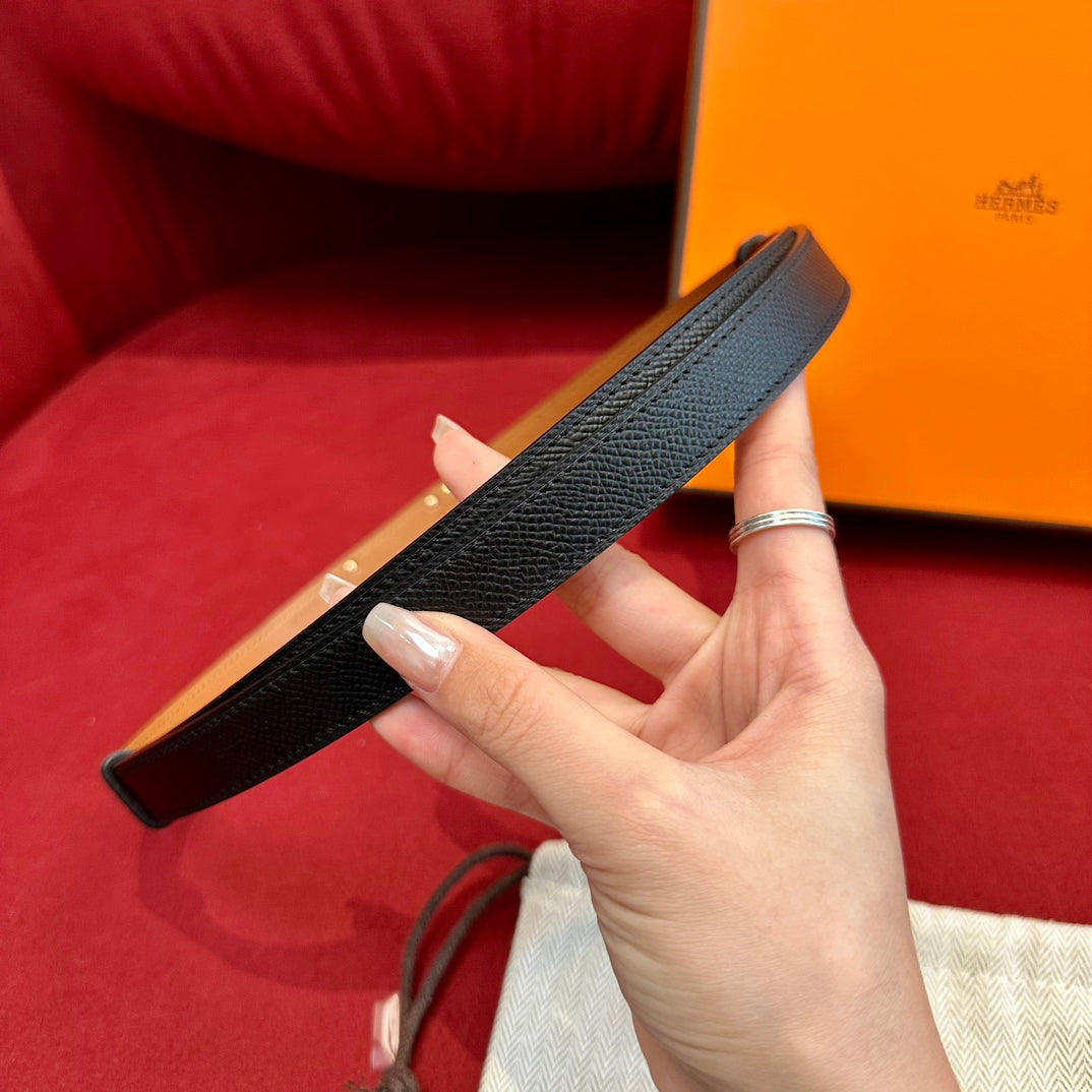 HM KELLY BELT  IN BLACK CALFSKIN GOLD HARDWARE