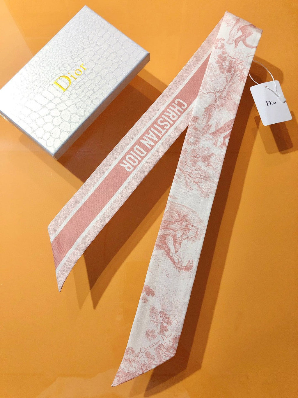 DIOR 26S SCARF 105CM IN SILK 311648