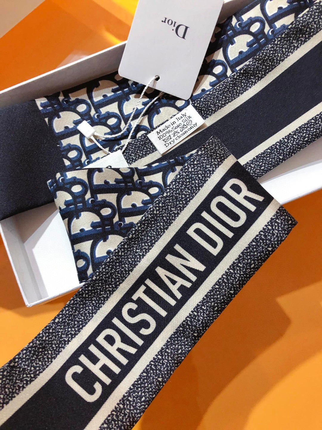 DIOR 26S SCARF 105CM IN SILK 311650