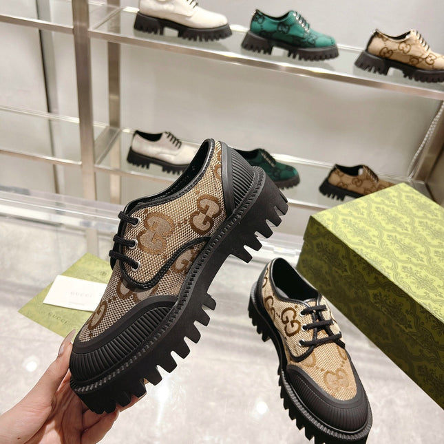 GUCCI 26S LACE-UP SHOES IN BEIGE AND BLACK GG CANVAS