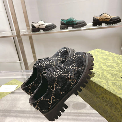 GUCCI 26S LACE-UP SHOES IN BLACK VELVET STYLE 4