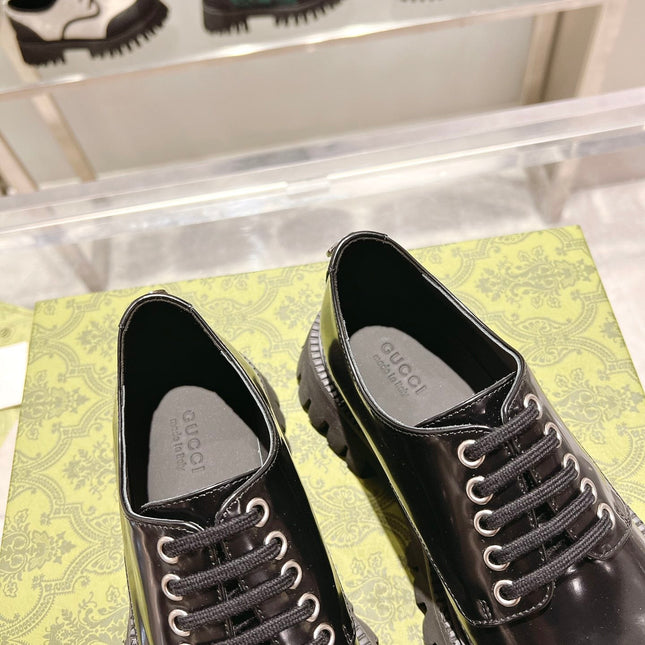 GUCCI 26S LACE-UP SHOES IN BLACK CALFSKIN